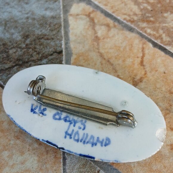 Vintage Delfts Holland Blue Sailboats Brooch - Picture 2 of 3